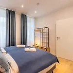 شقة Vivid Luxury - Bluehendes Barock-forum-schloss-downtown-modern لودفيغسبرغ